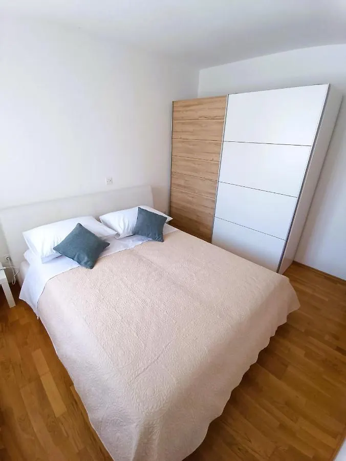Apartment Katarina Сплит